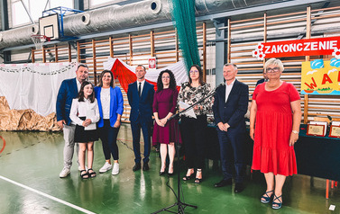 Pożegnanie &oacute;smoklasist&oacute;w 41