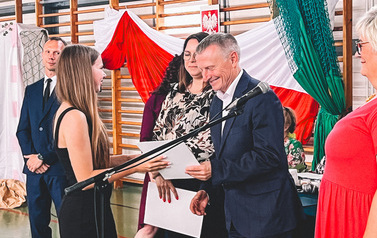 Pożegnanie &oacute;smoklasist&oacute;w 50