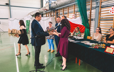 Pożegnanie &oacute;smoklasist&oacute;w 59