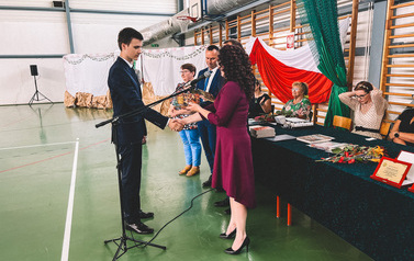 Pożegnanie &oacute;smoklasist&oacute;w 64